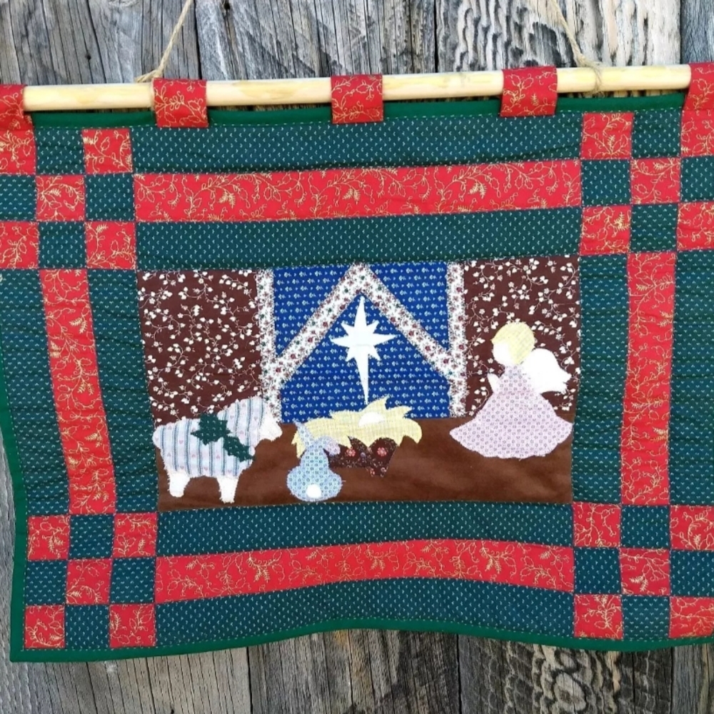 Holiday Nativity Wall Hanging Quilt